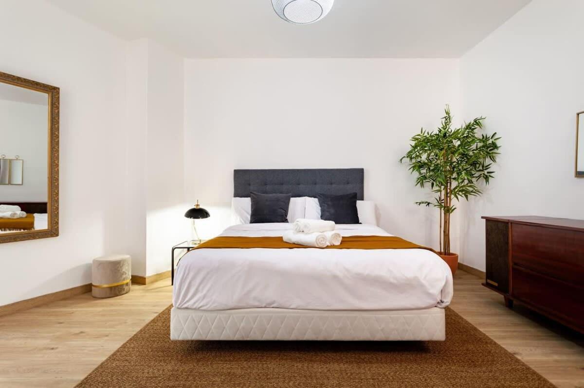 Exclusive Huge 4 Double Bedroom City Center Barcelone Extérieur photo