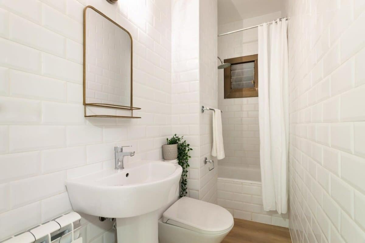 Exclusive Huge 4 Double Bedroom City Center Barcelone Extérieur photo